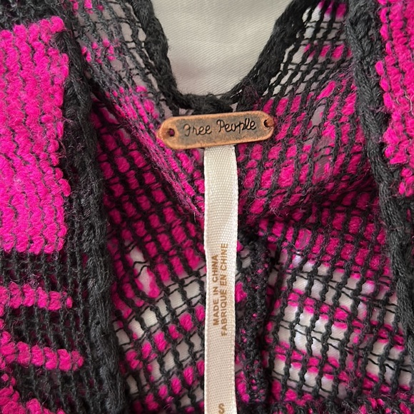 Free People Poncho Top - Picture 2 of 2